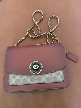 Coach Madison Tea rose crossbody